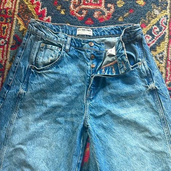 WE THE FREE FP Barrel Denim Jeans. Size 29 . Wore once /washed and I lost weight - Picture 8 of 8